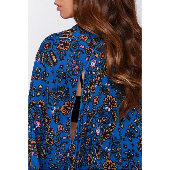 Amuse Society Brooklyn 2-Way Kimono - Picture 4 of 14